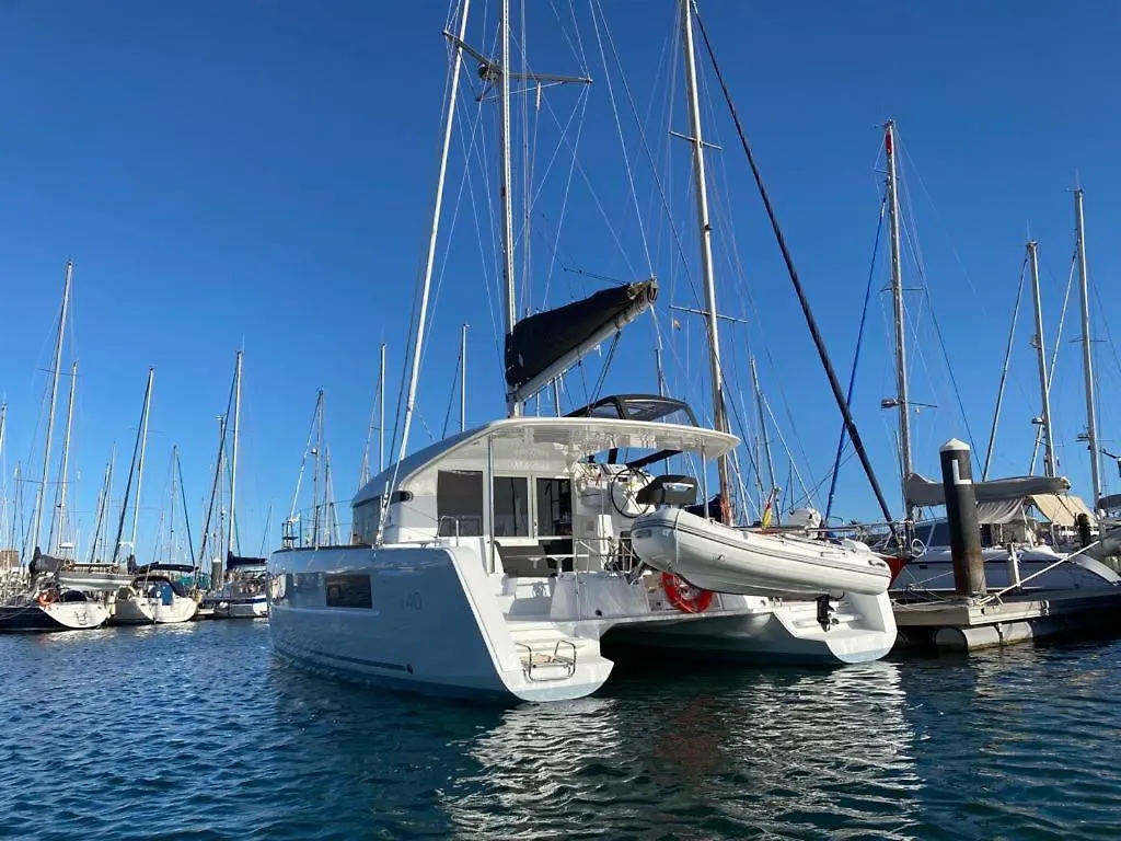 Catamaran White Beach Hotel Playa Blanca  0*, Playa Blanca (Lanzarote) Spain